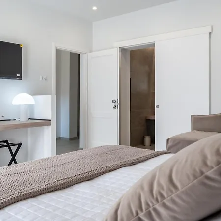 Leuca124 Bed & Breakfast 4*